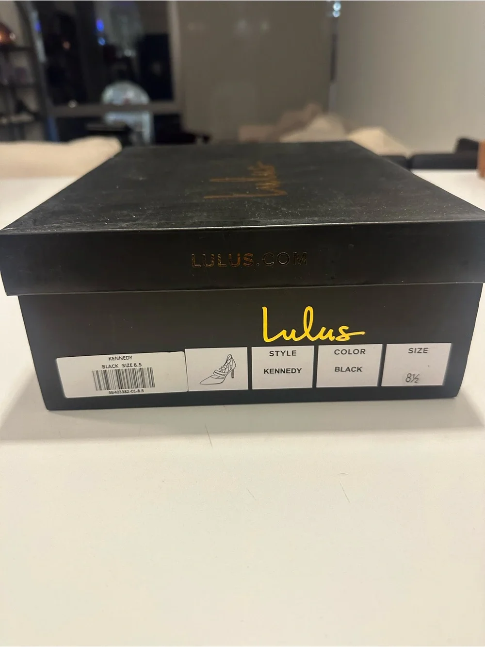 🆕 Lulu's Black Pointed-Toe Lace-Up Heels